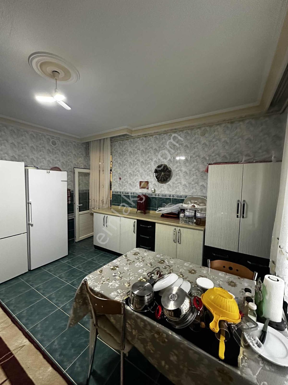 Erenköy Mah / 2 Katlı Geniş Bahçeli Müstakil Ev / 6+2 Garajlı — fotoğraf 20