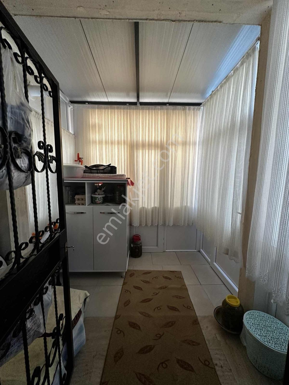 Erenköy Mah / 2 Katlı Geniş Bahçeli Müstakil Ev / 6+2 Garajlı — fotoğraf 22