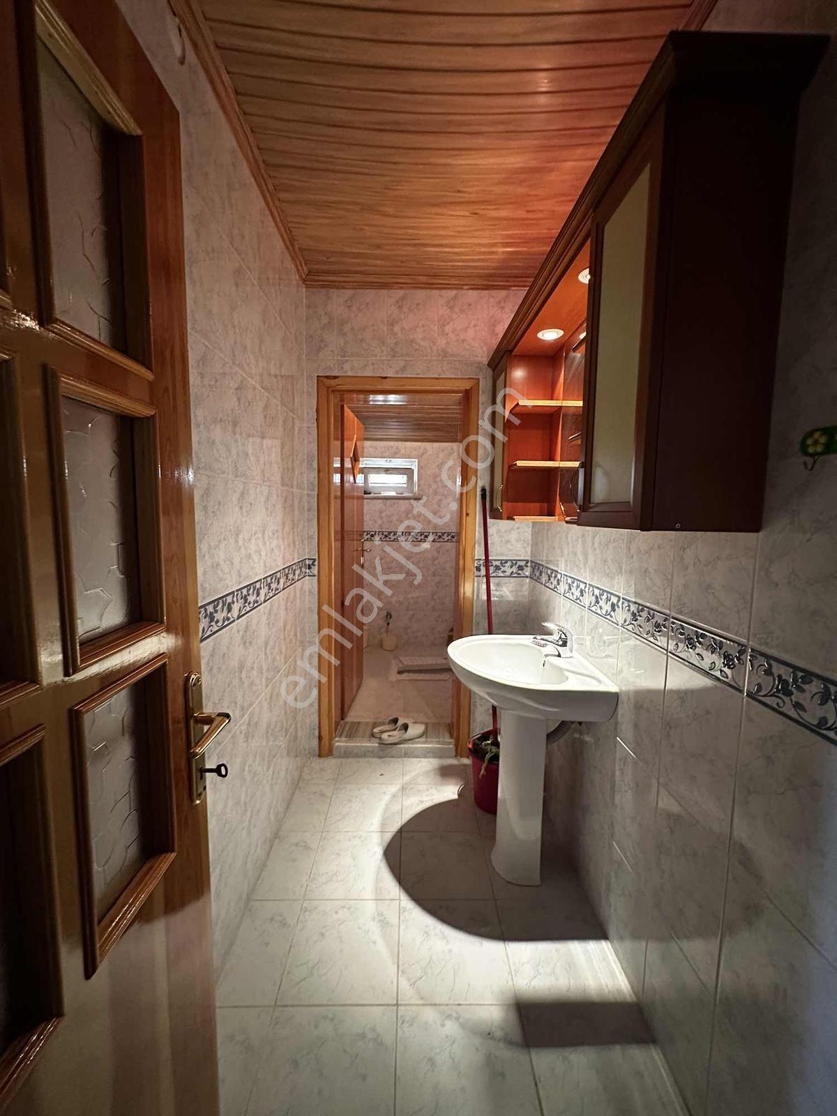 Erenköy Mah / 2 Katlı Geniş Bahçeli Müstakil Ev / 6+2 Garajlı — fotoğraf 29
