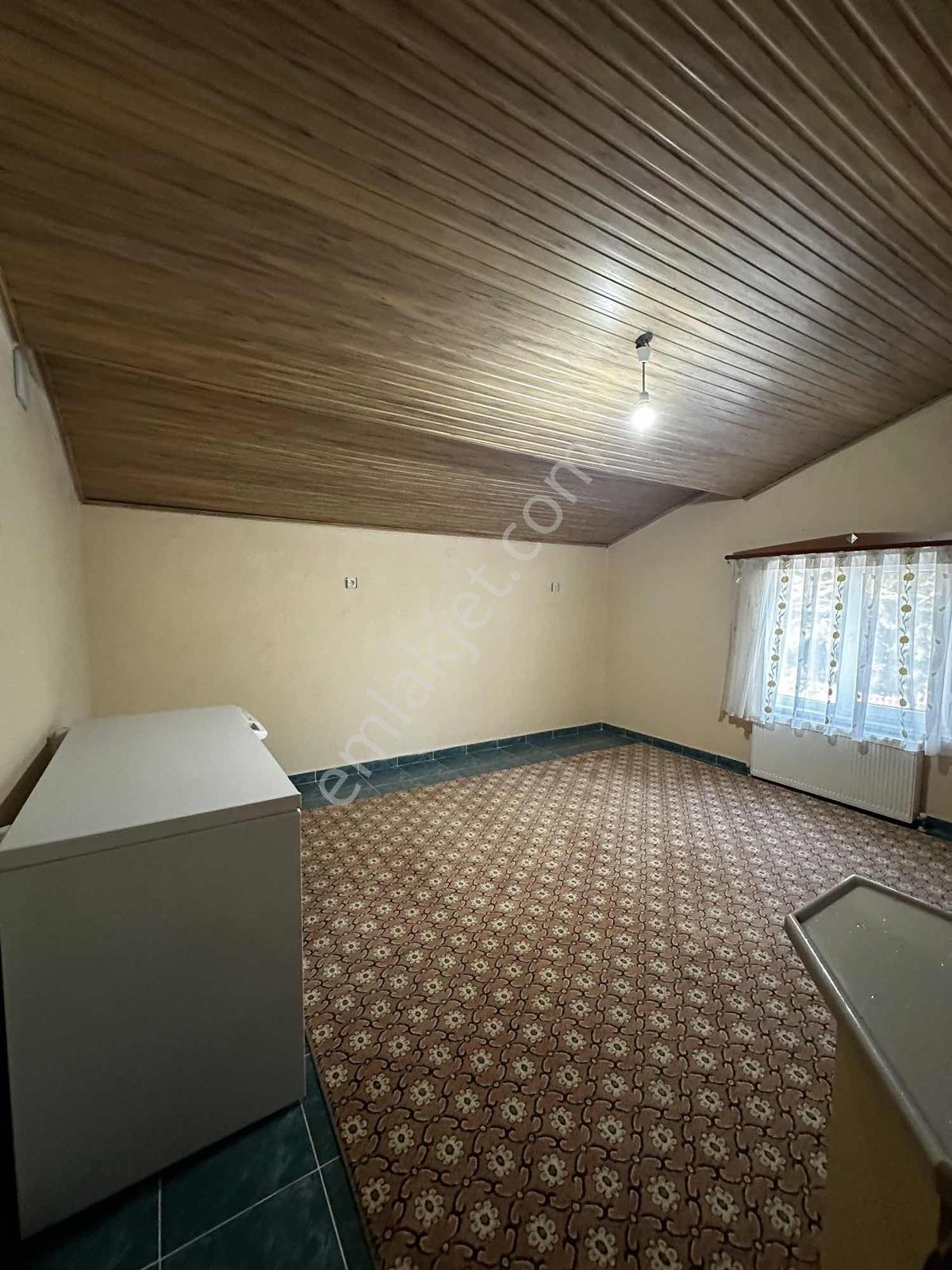 Erenköy Mah / 2 Katlı Geniş Bahçeli Müstakil Ev / 6+2 Garajlı — fotoğraf 36