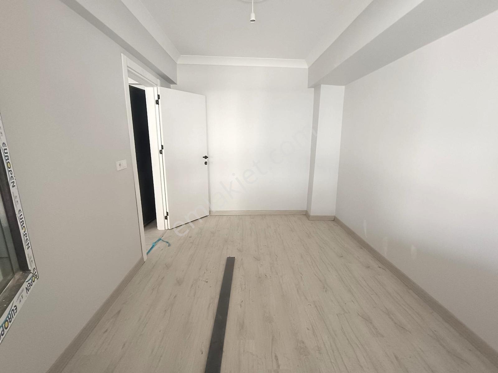 Havuzlar Mah.polis Karakolu Altında1+1yüksek Giriş Satılık Daire — fotoğraf 10
