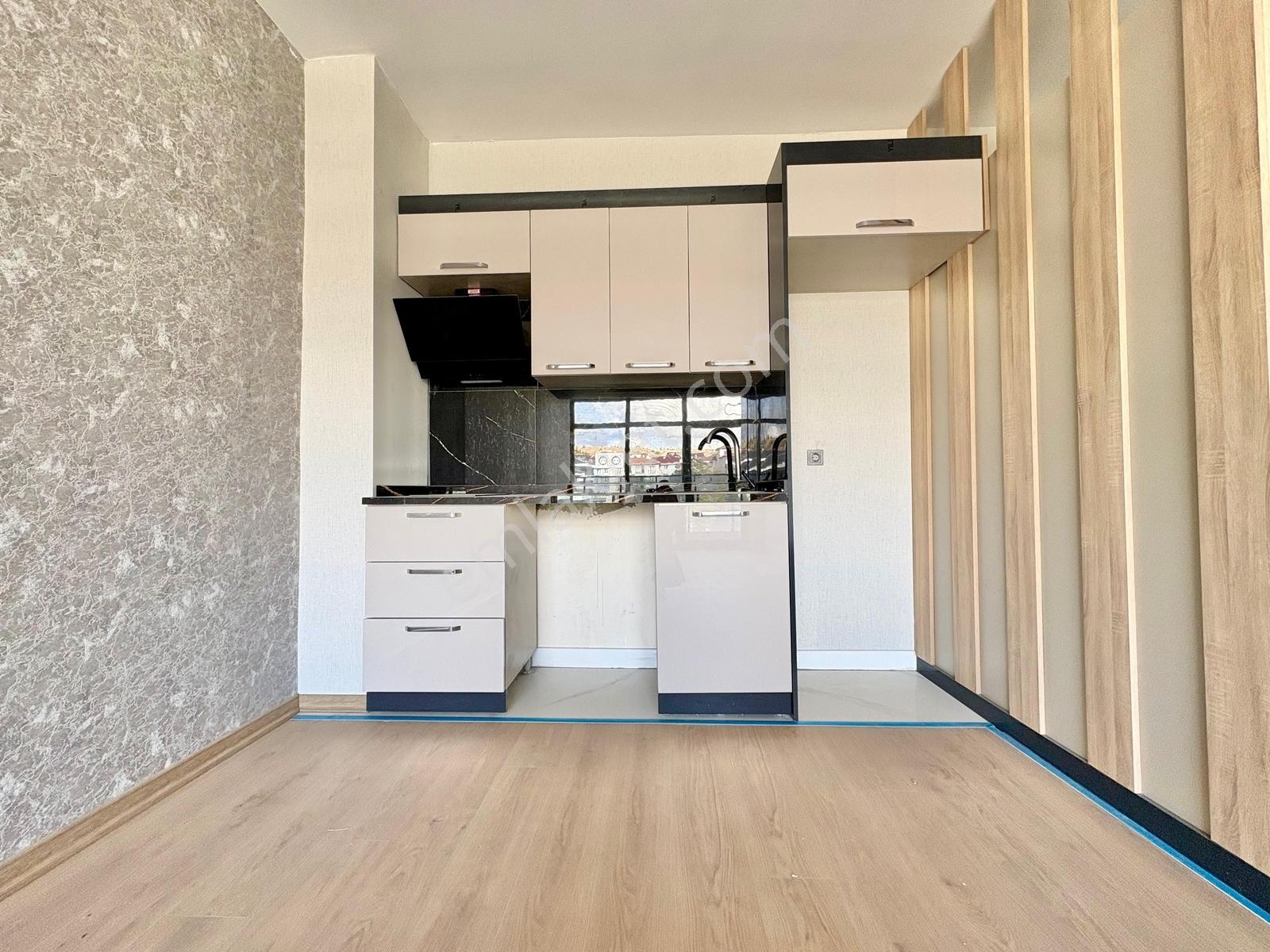Alaçatı'dan| 90 M² Teras/göle Sıfır/site İçi/1+1 Satılık Daire — fotoğraf 10