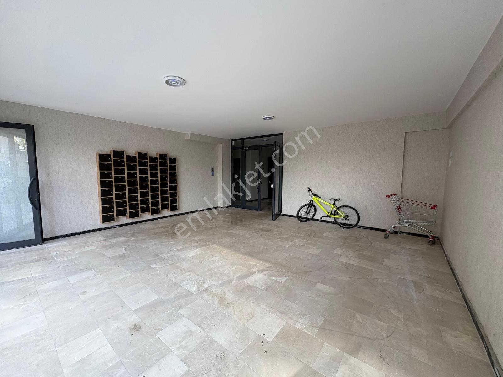 Alaçatı'dan| 90 M² Teras/göle Sıfır/site İçi/1+1 Satılık Daire — fotoğraf 12