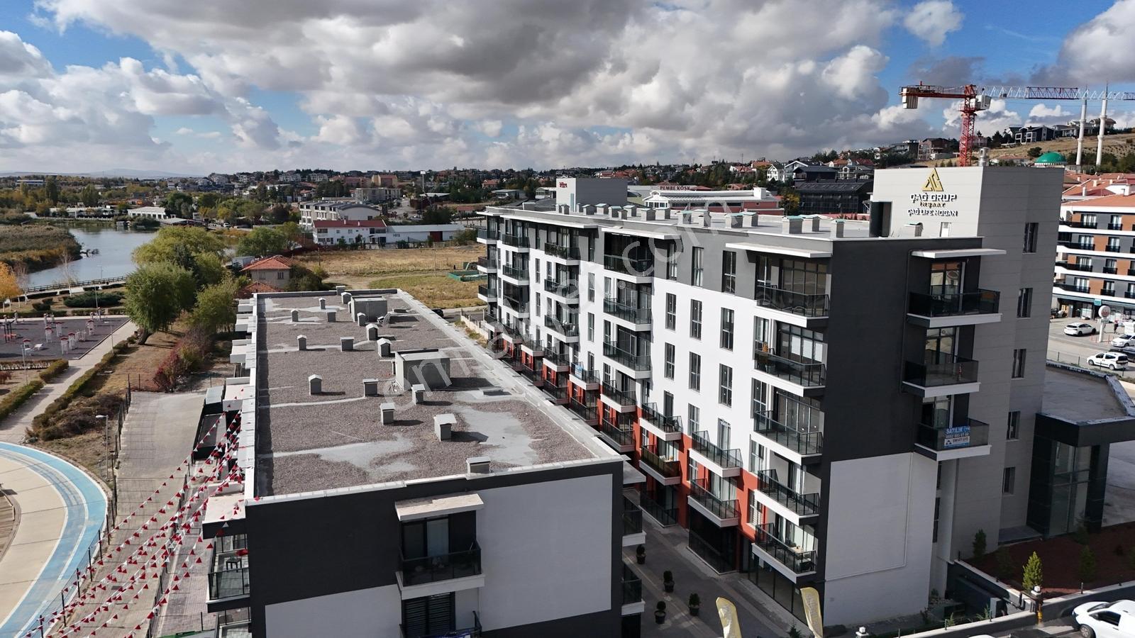 Alaçatı'dan| 90 M² Teras/göle Sıfır/site İçi/1+1 Satılık Daire — fotoğraf 14
