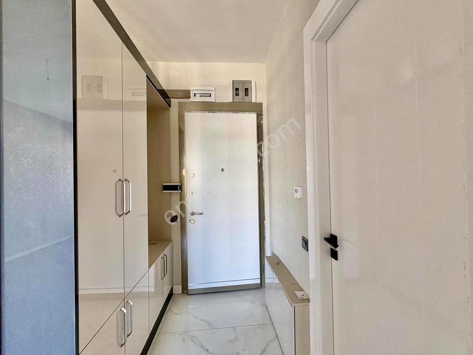 Alaçatı'dan| 90 M² Teras/göle Sıfır/site İçi/1+1 Satılık Daire — fotoğraf 21