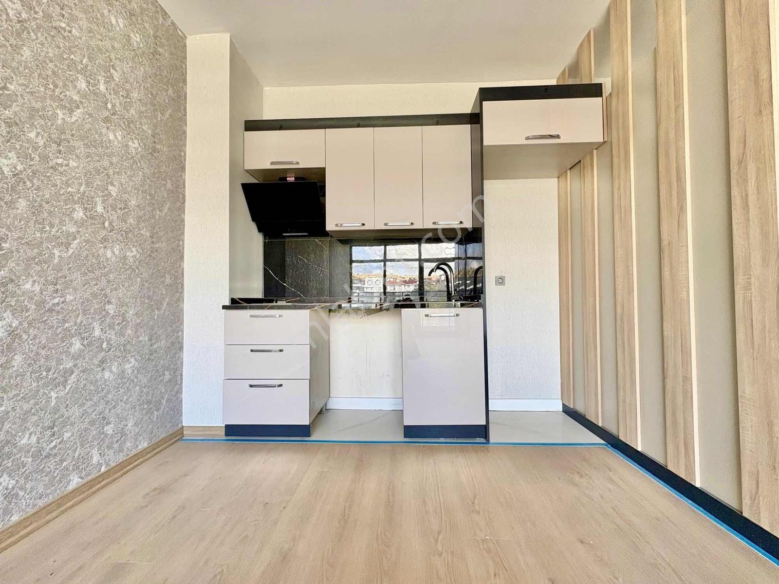 Alaçatı'dan| 90 M² Teras/göle Sıfır/site İçi/1+1 Satılık Daire — fotoğraf 34