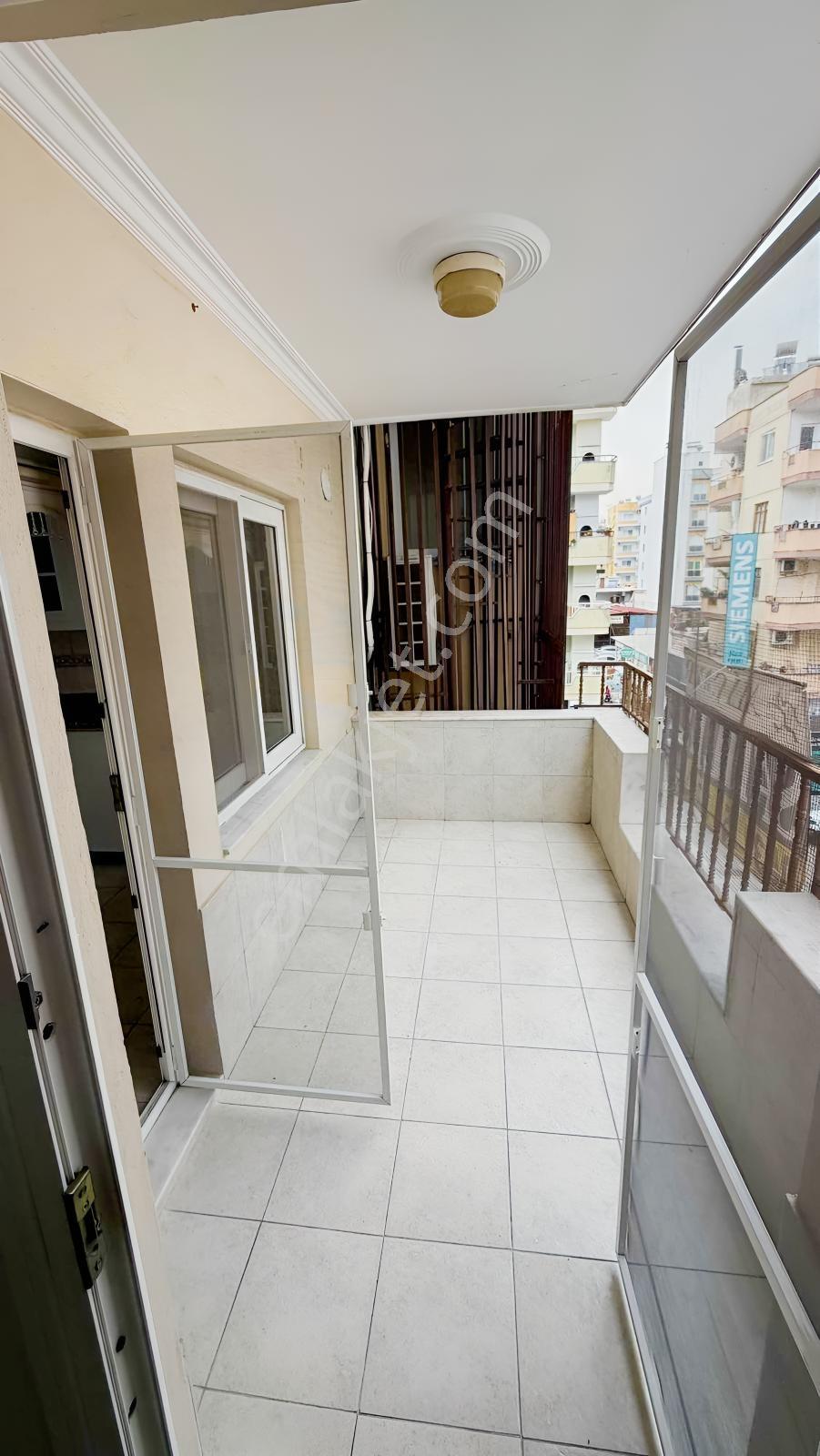 Erdemli Merkez 3+1 B.mutfak Satılık Kupon Masrafsız Daire — fotoğraf 4