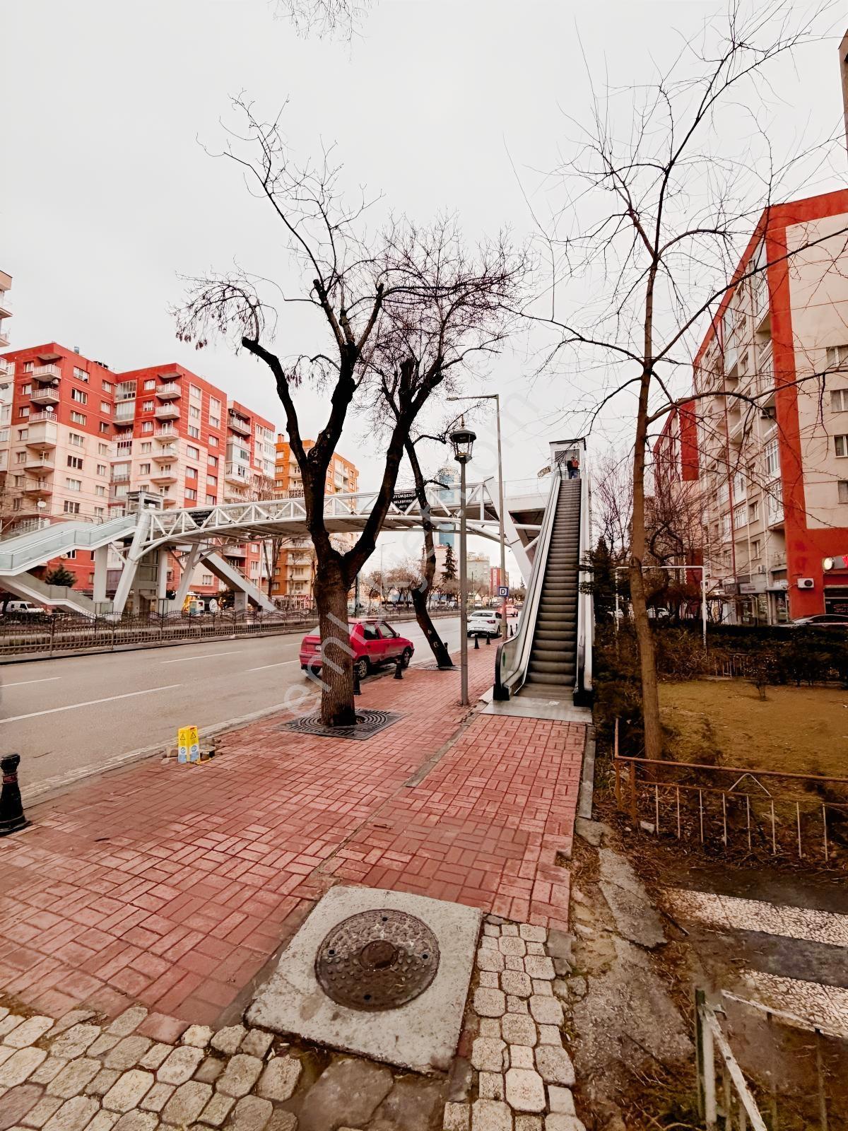 Bu Haftaya Özel ! Nalçacı Cad. Üzerinde Yatırımlık Daire — fotoğraf 6