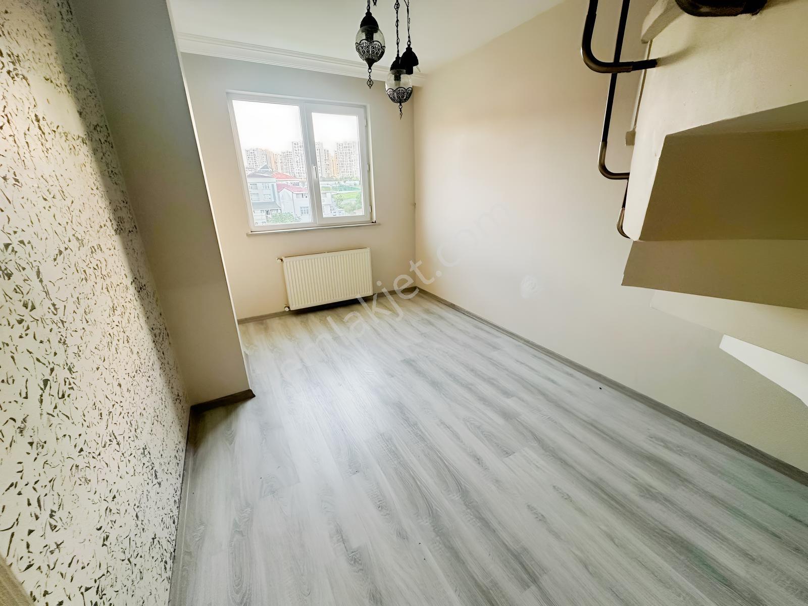 Veysel Karani Mah Cadde Üstü 4+1 Üst Dubleks Metroya 1 Dk — fotoğraf 6