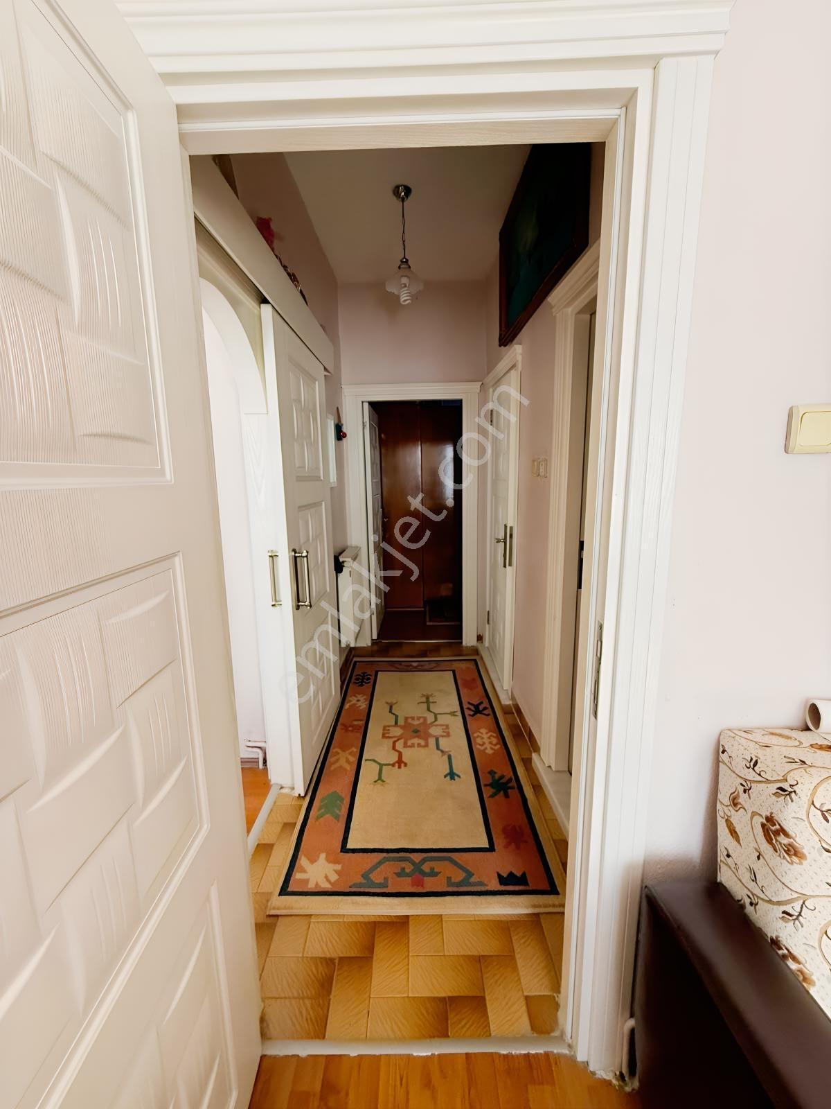 Gök Oryap'tan Satılık Süper Konumda 2+1 75m² Temiz Fırsat Daire! — fotoğraf 2