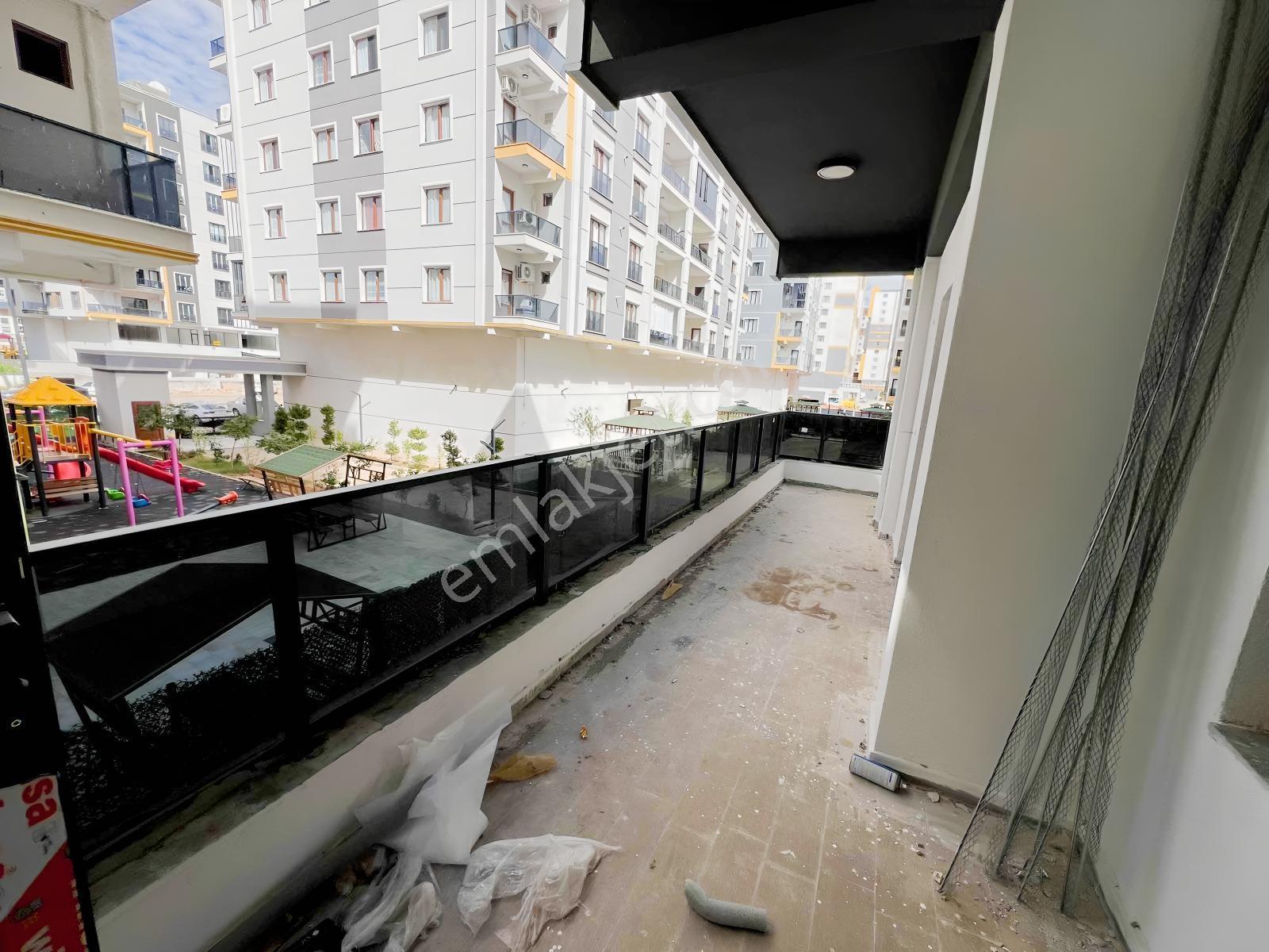 Gül Emlak'tan İki Blok'lu Site De Satılık 3+1 Daire — fotoğraf 13