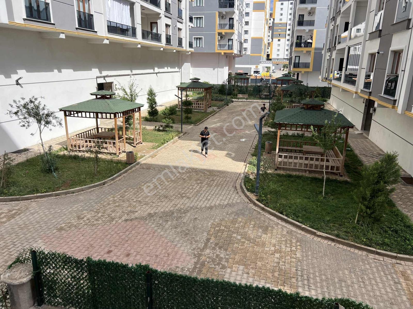 Gül Emlak'tan İki Blok'lu Site De Satılık 3+1 Daire — fotoğraf 15