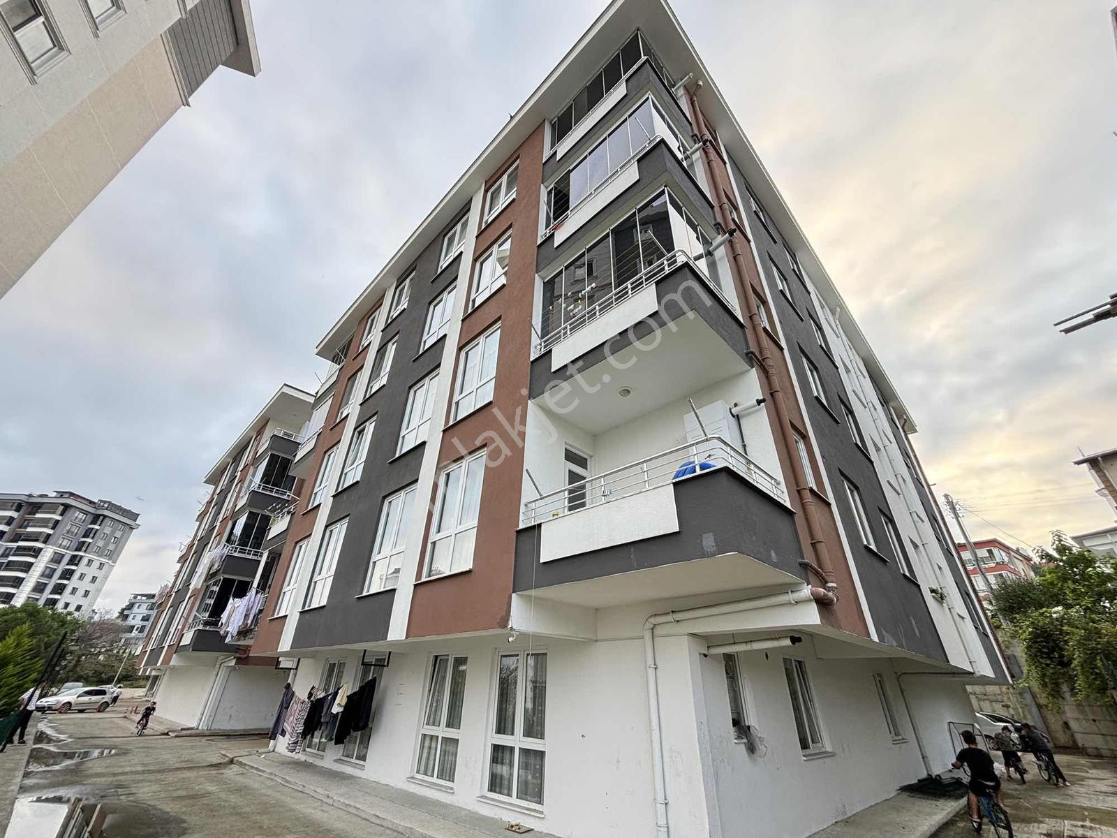 Şahincili Yonca Evlerı'Nde Geniş 2+1 Satılık Daire