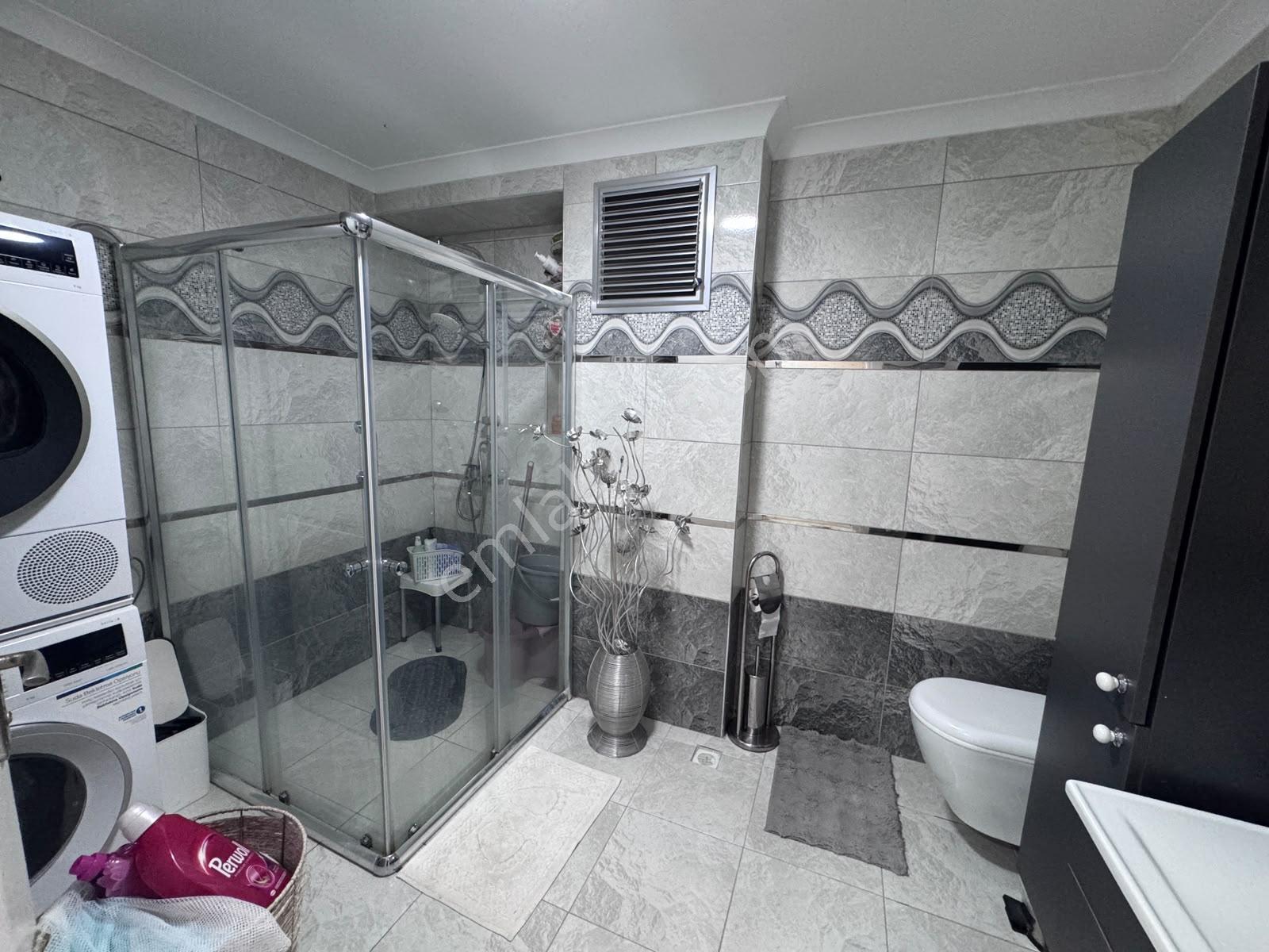 Kirazlimanı'nda Deniz Manzaralı | 120 M² Geniş 3+1 Satılık Daire — fotoğraf 18