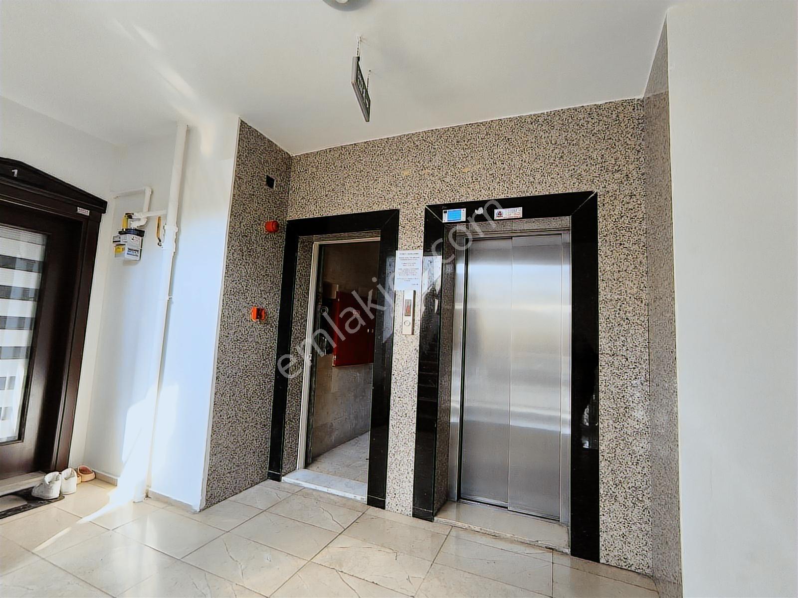 Azra Tatil Köyünde Satılık Arakat Daire.....(4+1) — fotoğraf 5