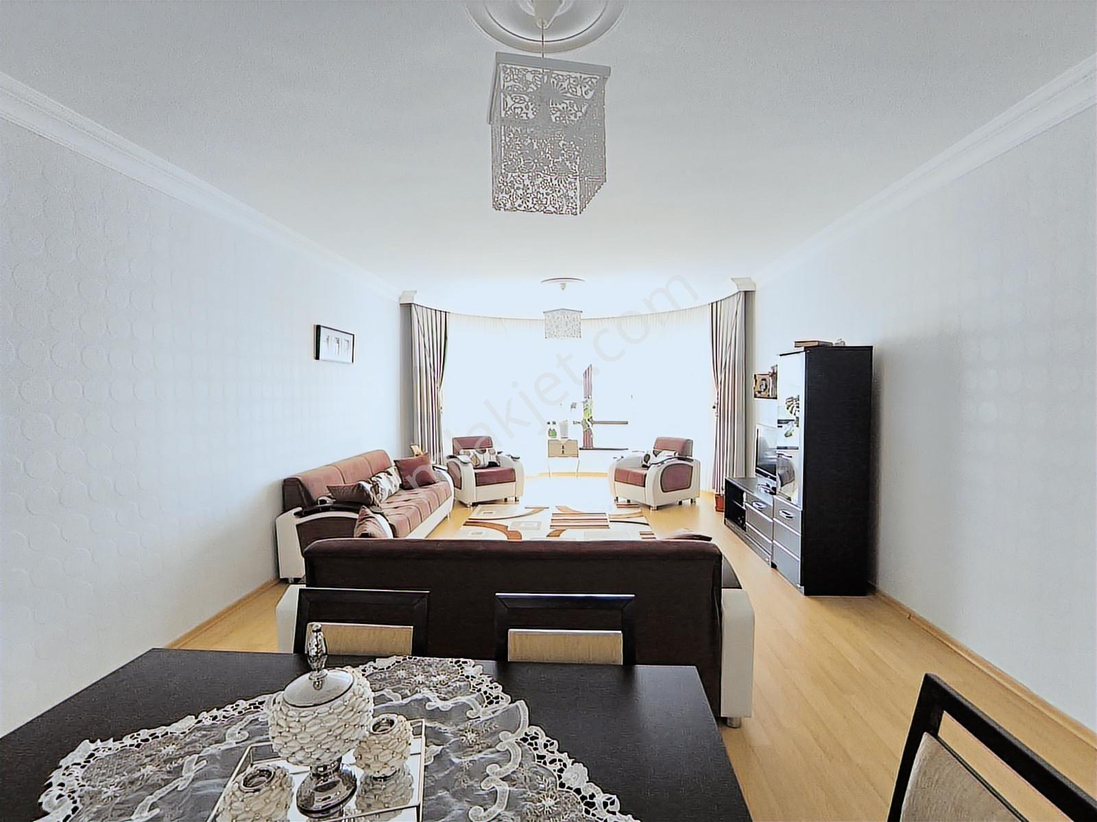 Azra Tatil Köyünde Satılık Arakat Daire.....(4+1) — fotoğraf 13