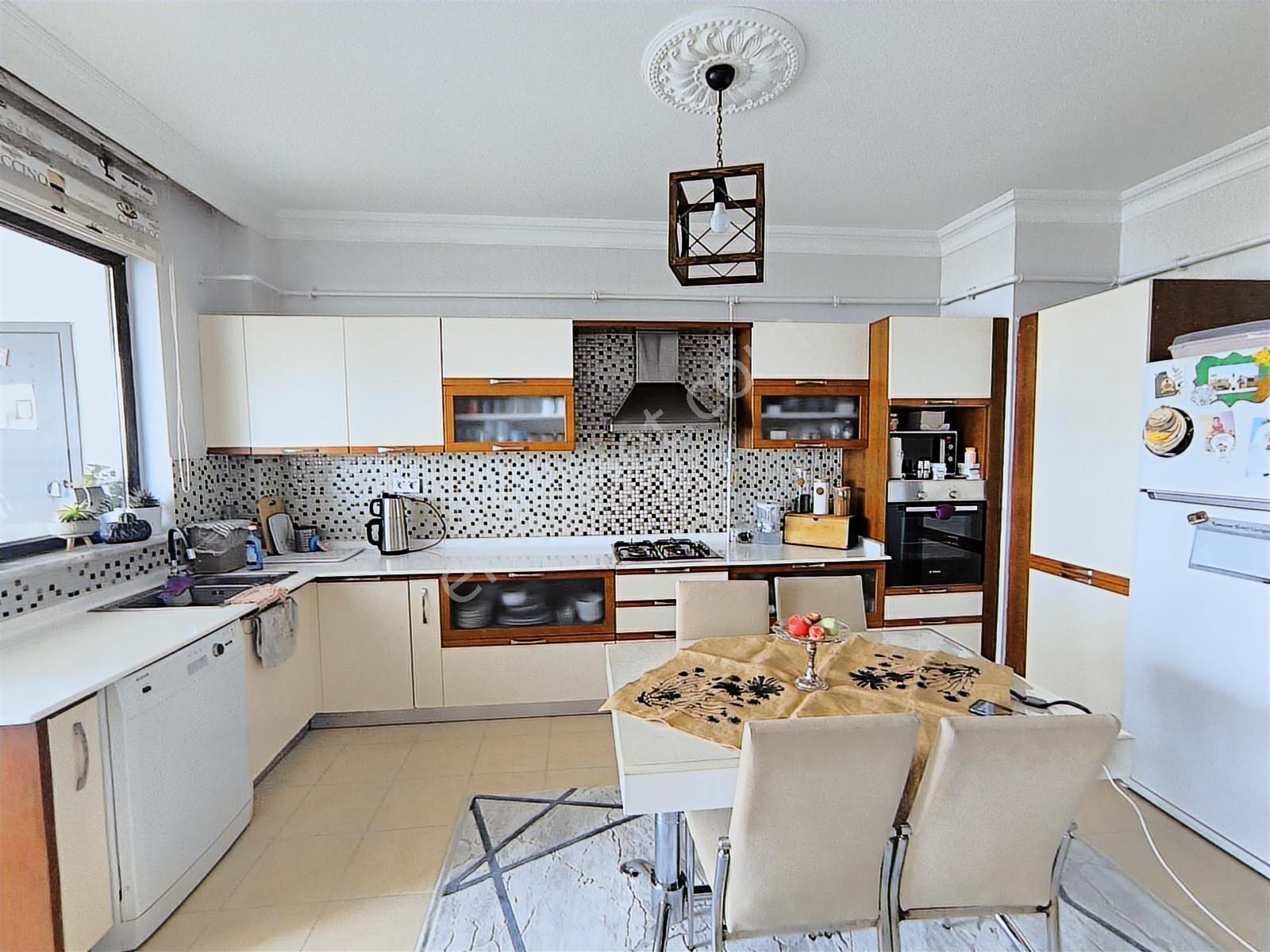 Azra Tatil Köyünde Satılık Arakat Daire.....(4+1) — fotoğraf 26