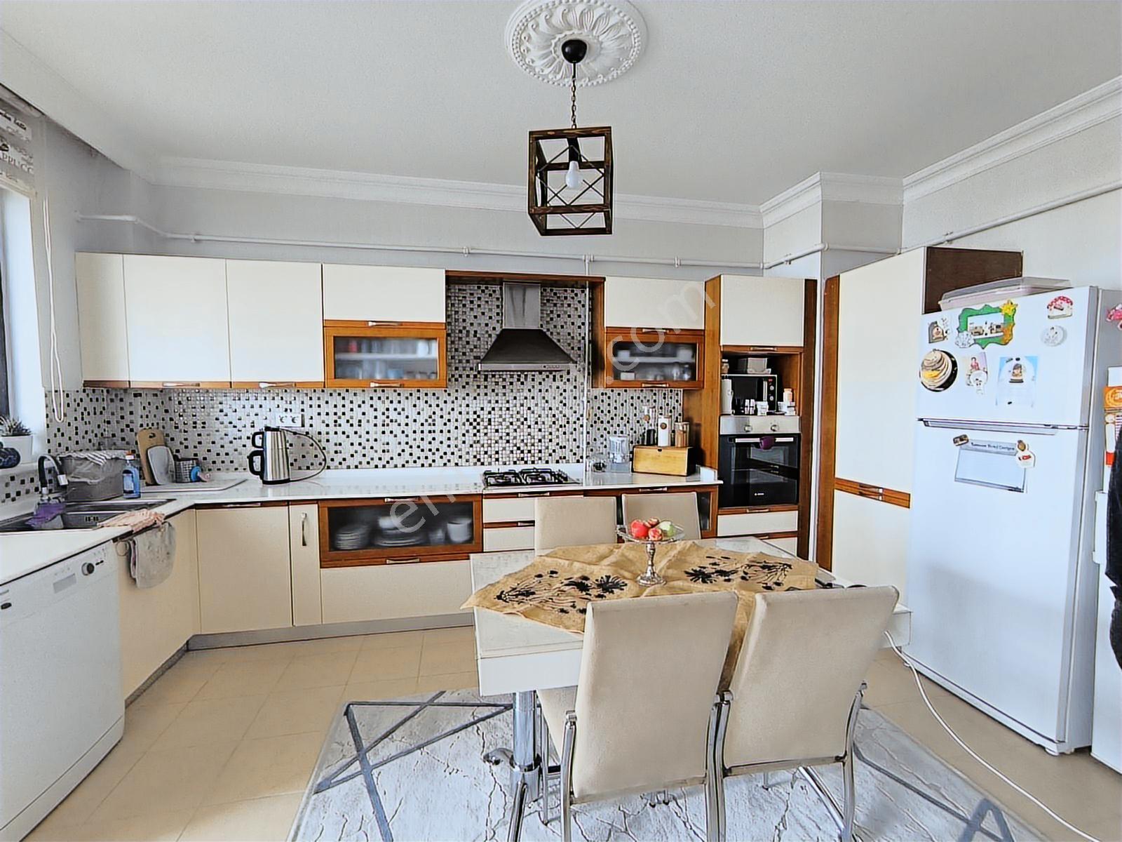 Azra Tatil Köyünde Satılık Arakat Daire.....(4+1) — fotoğraf 27