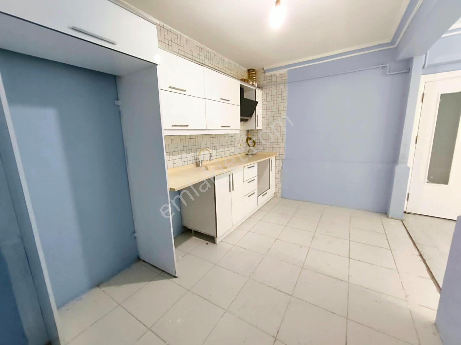 Truva/nazım Demirci'den İlkadım İlyasköy Satılık 2+1 Daire — fotoğraf 6