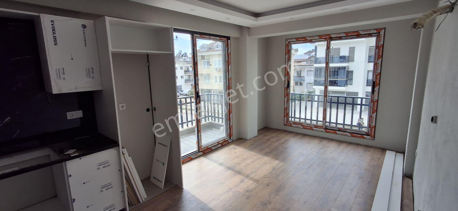 Çamköy Mahallesinde Ana Cadde Üzerinde Satılık 2+1 Daire — fotoğraf 9