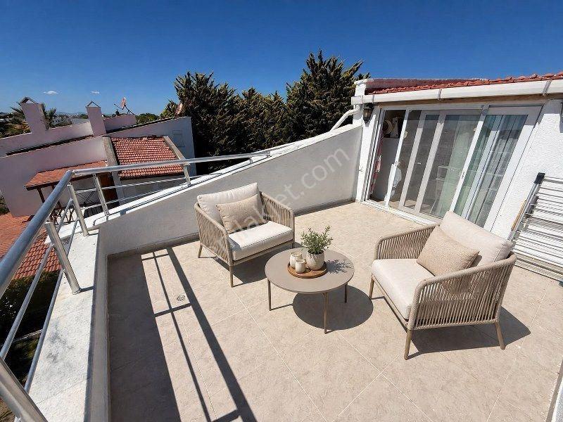 İzmir Çeşme Ovacık Denize Sıfır Nezih Site İçinde Satılık Villa — fotoğraf 15