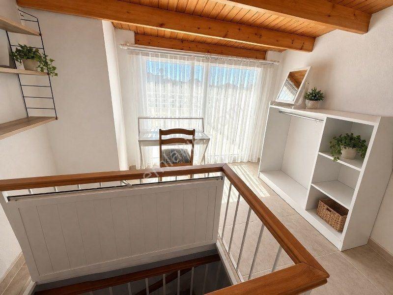 İzmir Çeşme Ovacık Denize Sıfır Nezih Site İçinde Satılık Villa — fotoğraf 24
