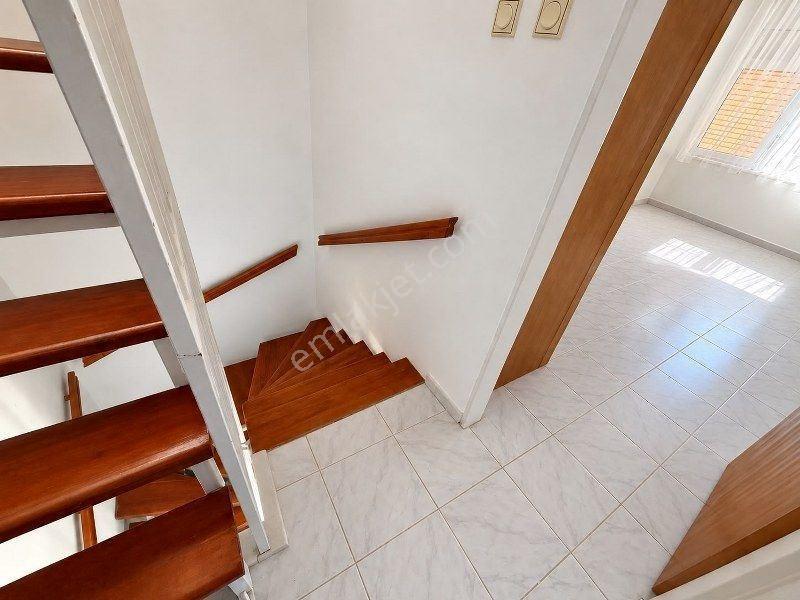 İzmir Çeşme Ovacık Denize Sıfır Nezih Site İçinde Satılık Villa — fotoğraf 25