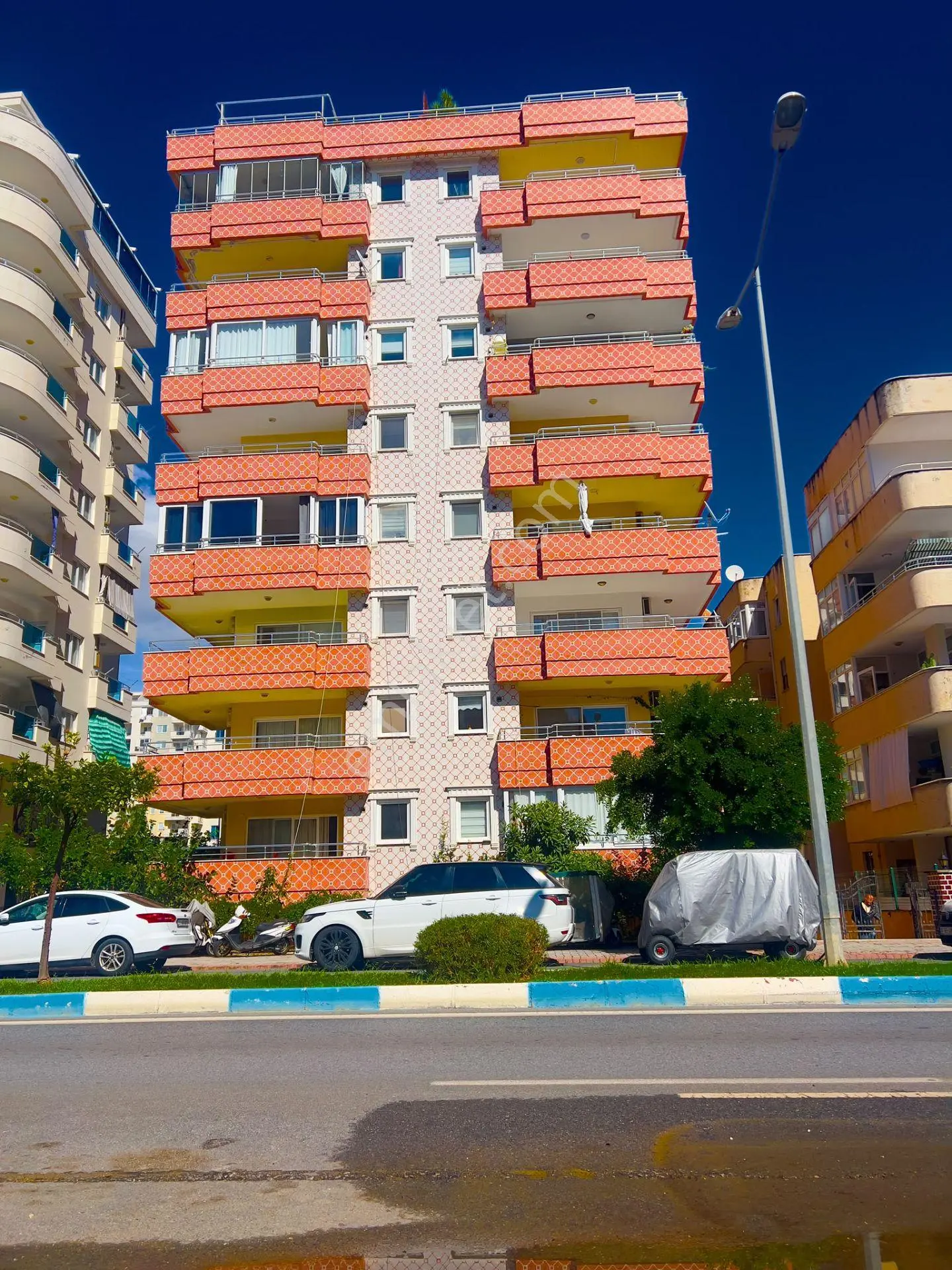 Alanya Mahmutlar Barbaroc Cade Sıfır Denize Cok Yakın Acil Satılık