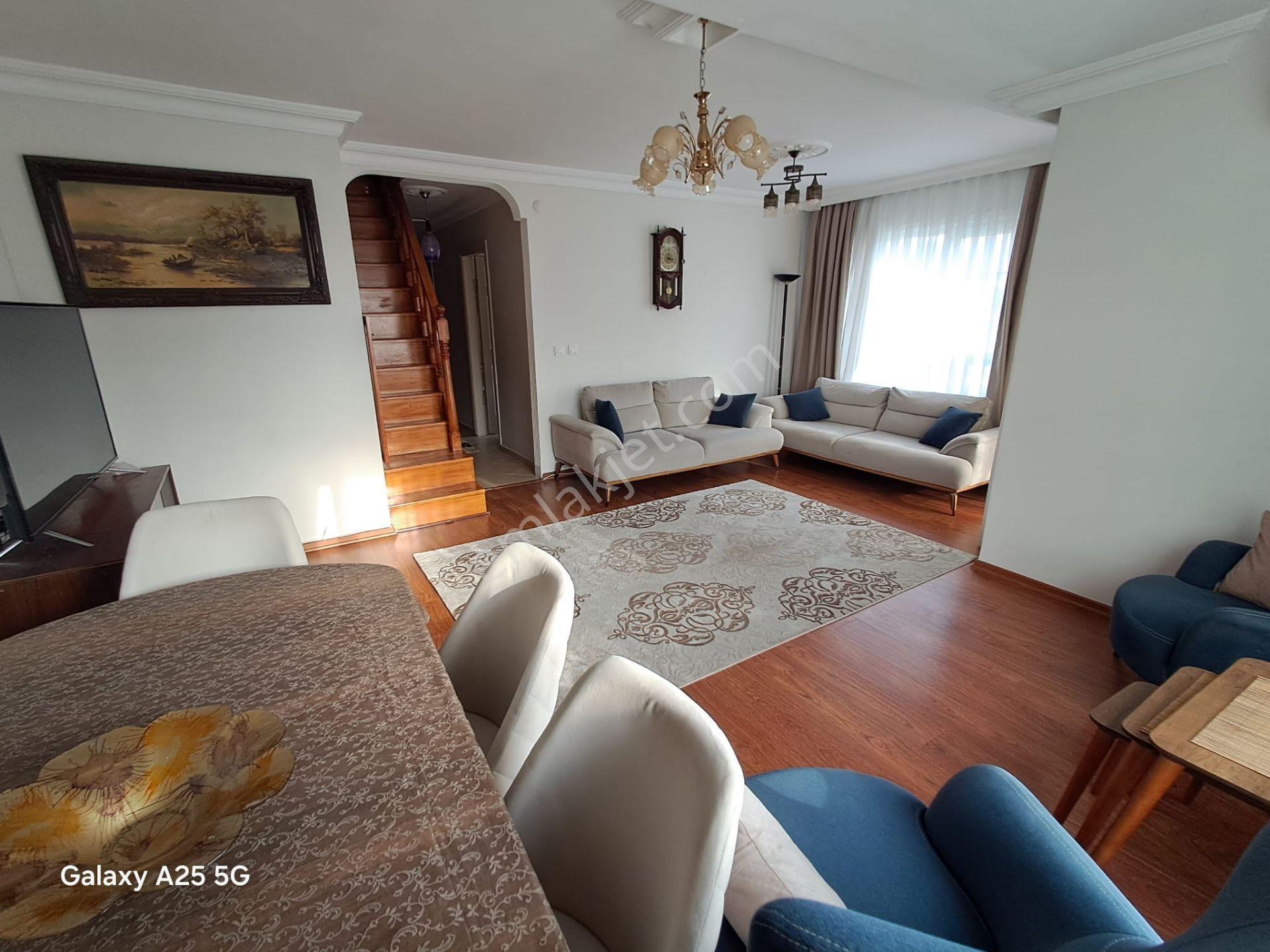 Ataşehir İnönüde Teraslı,masrafsız 250m2 5+2 Dubleks Daire — fotoğraf 2