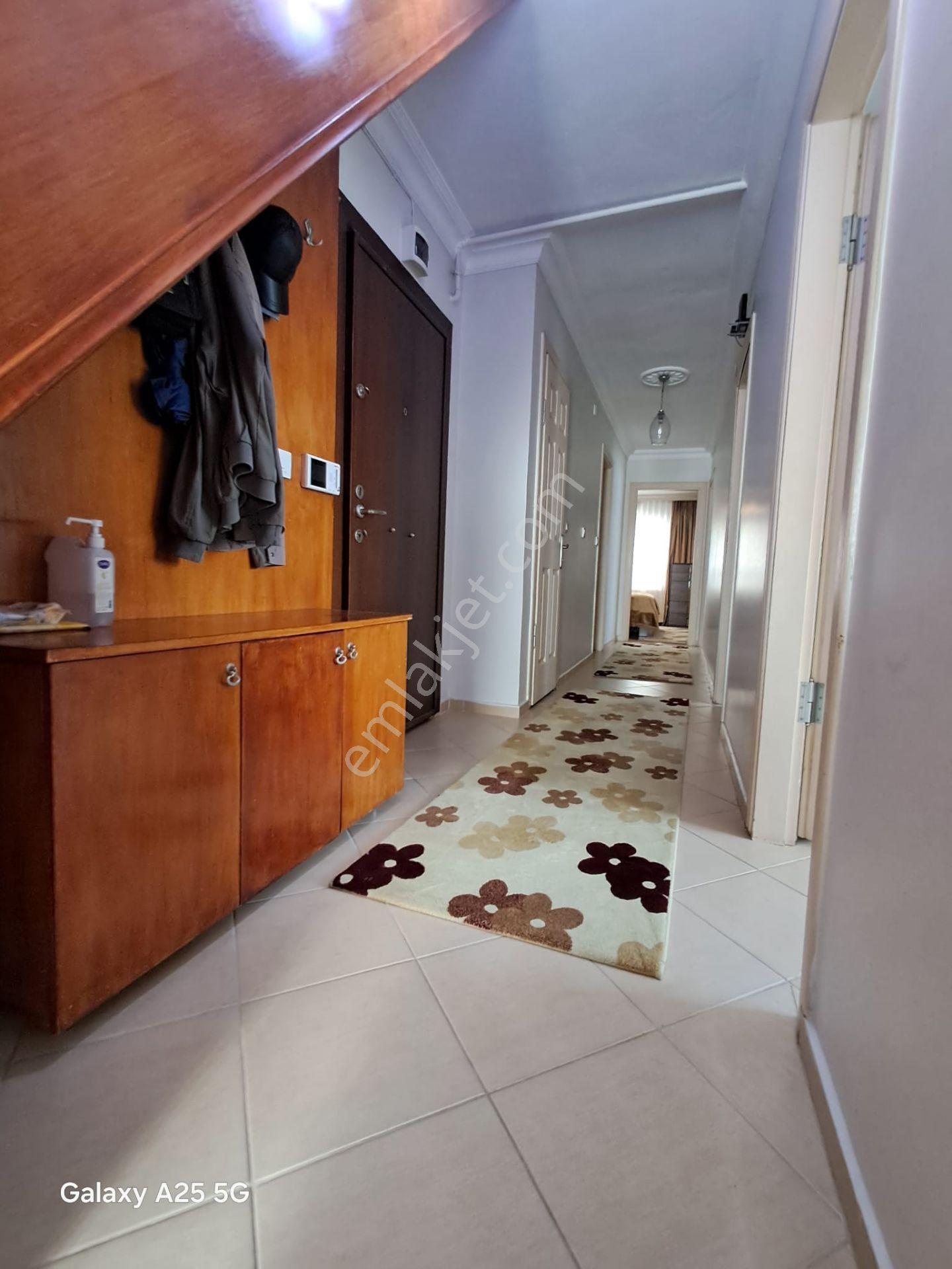 Ataşehir İnönüde Teraslı,masrafsız 250m2 5+2 Dubleks Daire — fotoğraf 15