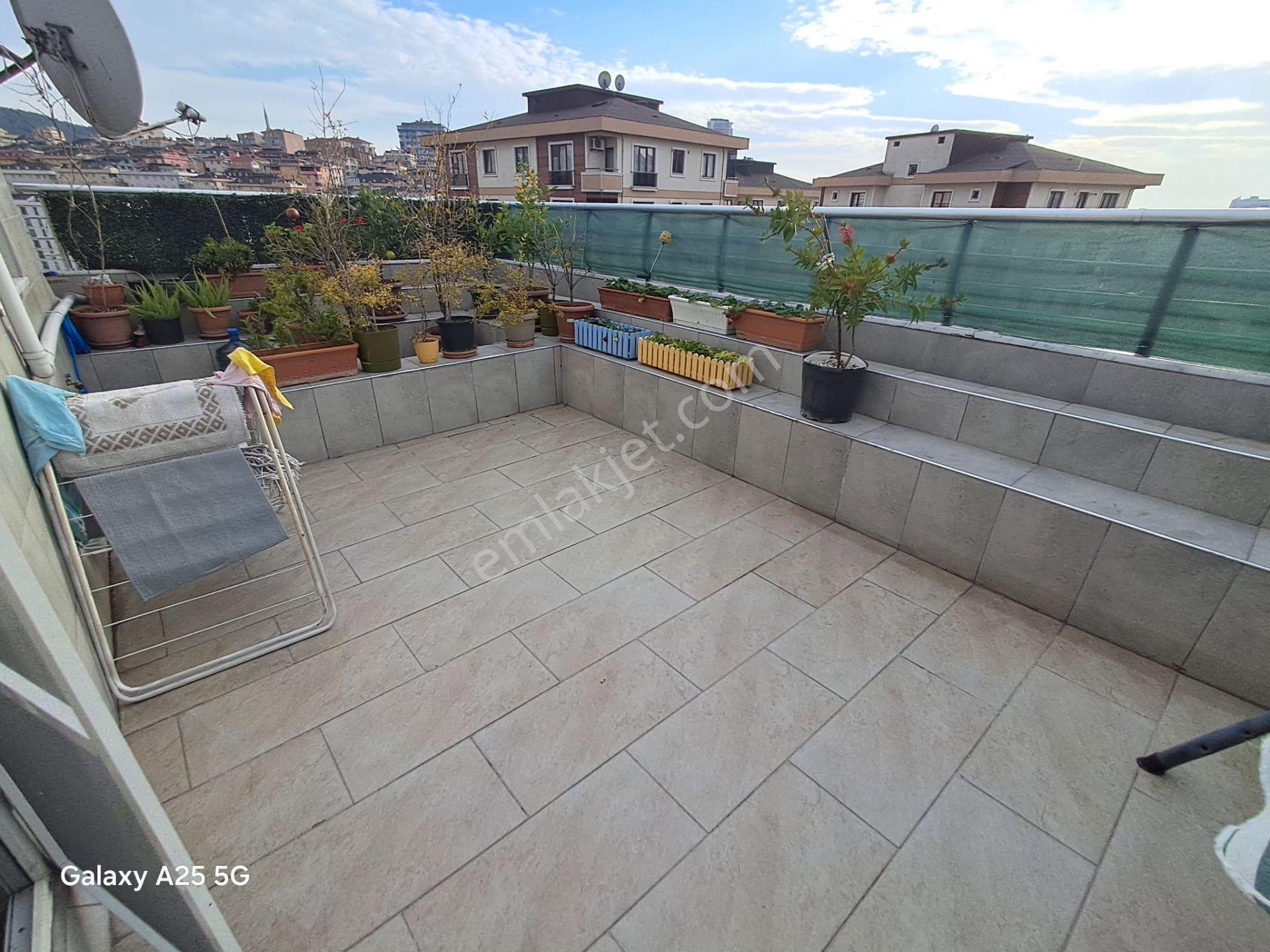 Ataşehir İnönüde Teraslı,masrafsız 250m2 5+2 Dubleks Daire — fotoğraf 34