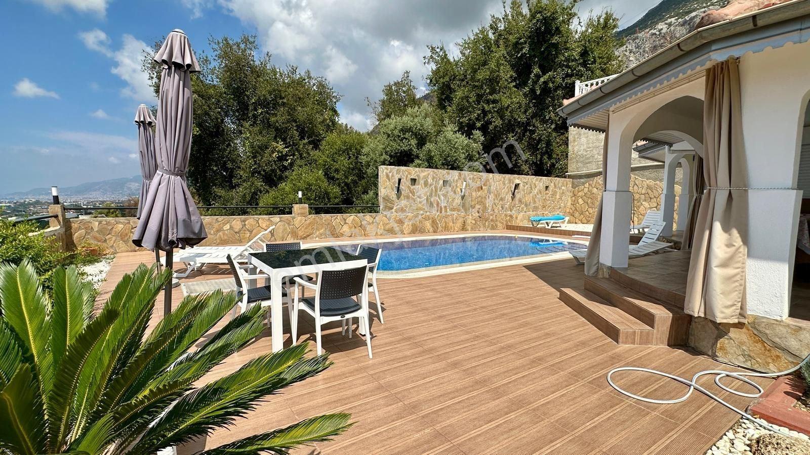 Alanya Mahmutlar’da Doğayla İç İçe, Denize Yakın 4+1 Lüks Villa — fotoğraf 19