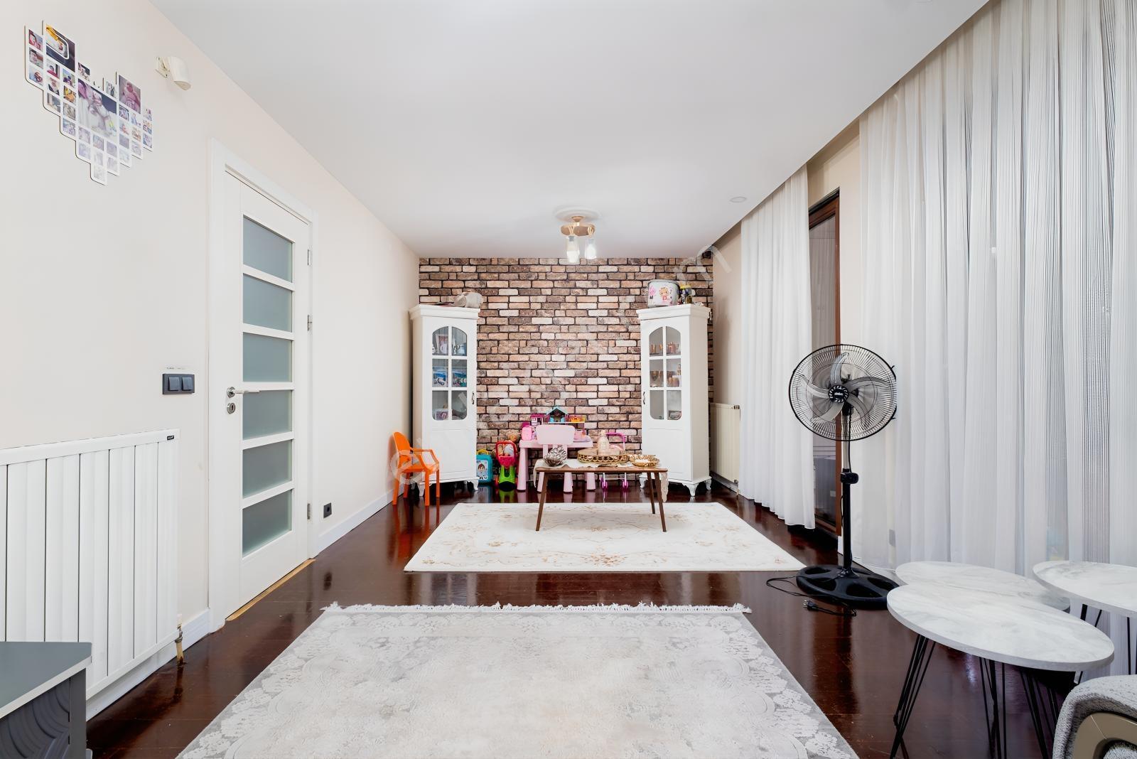 Remax Area Dan Geçitpark Sitesi Satılık 3+1 Bahçe Dubleks Daire — fotoğraf 5