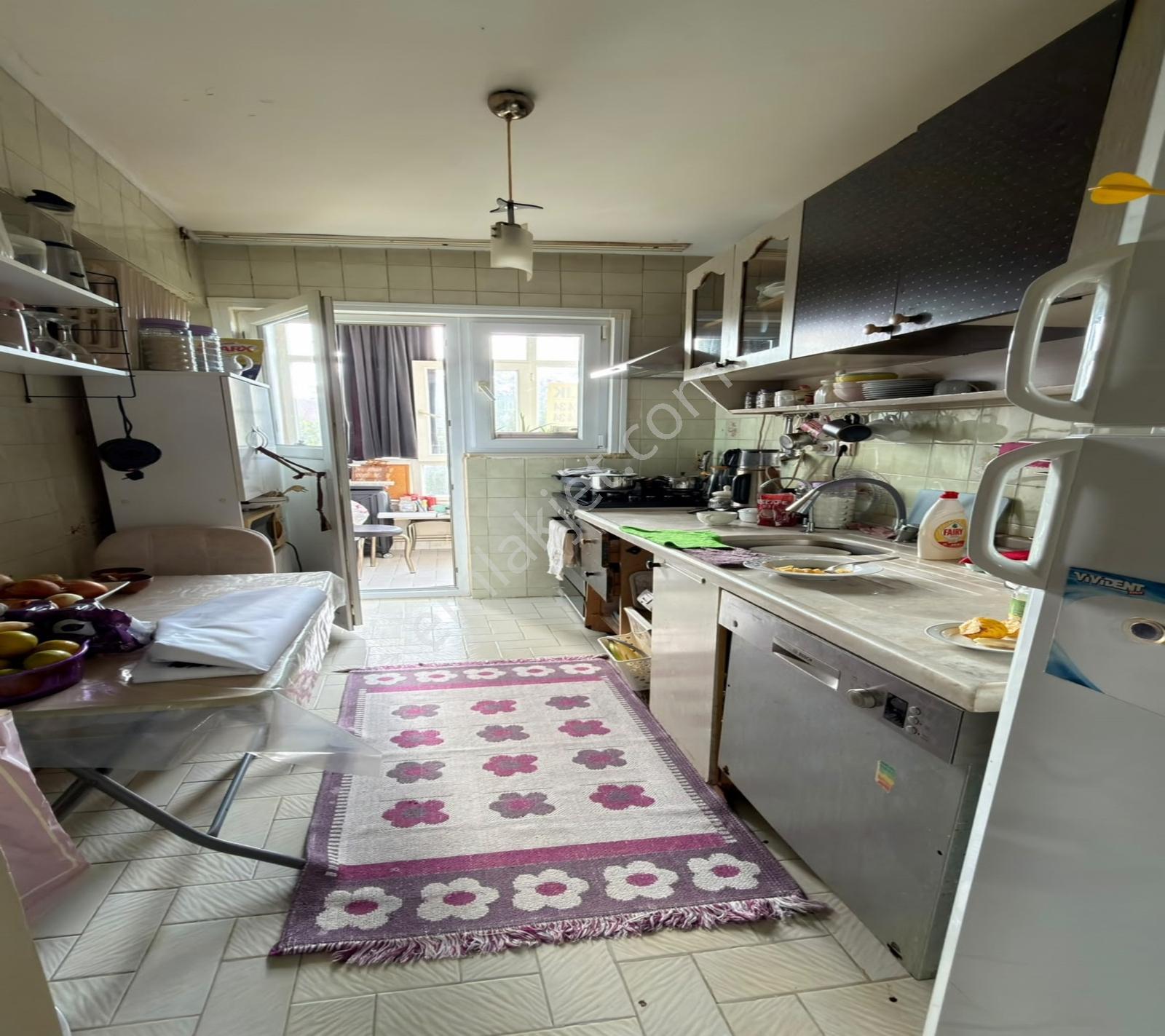 Merkezi Konum'da Site İçerisinde 3+1 Yatırımlık Arakat — fotoğraf 10