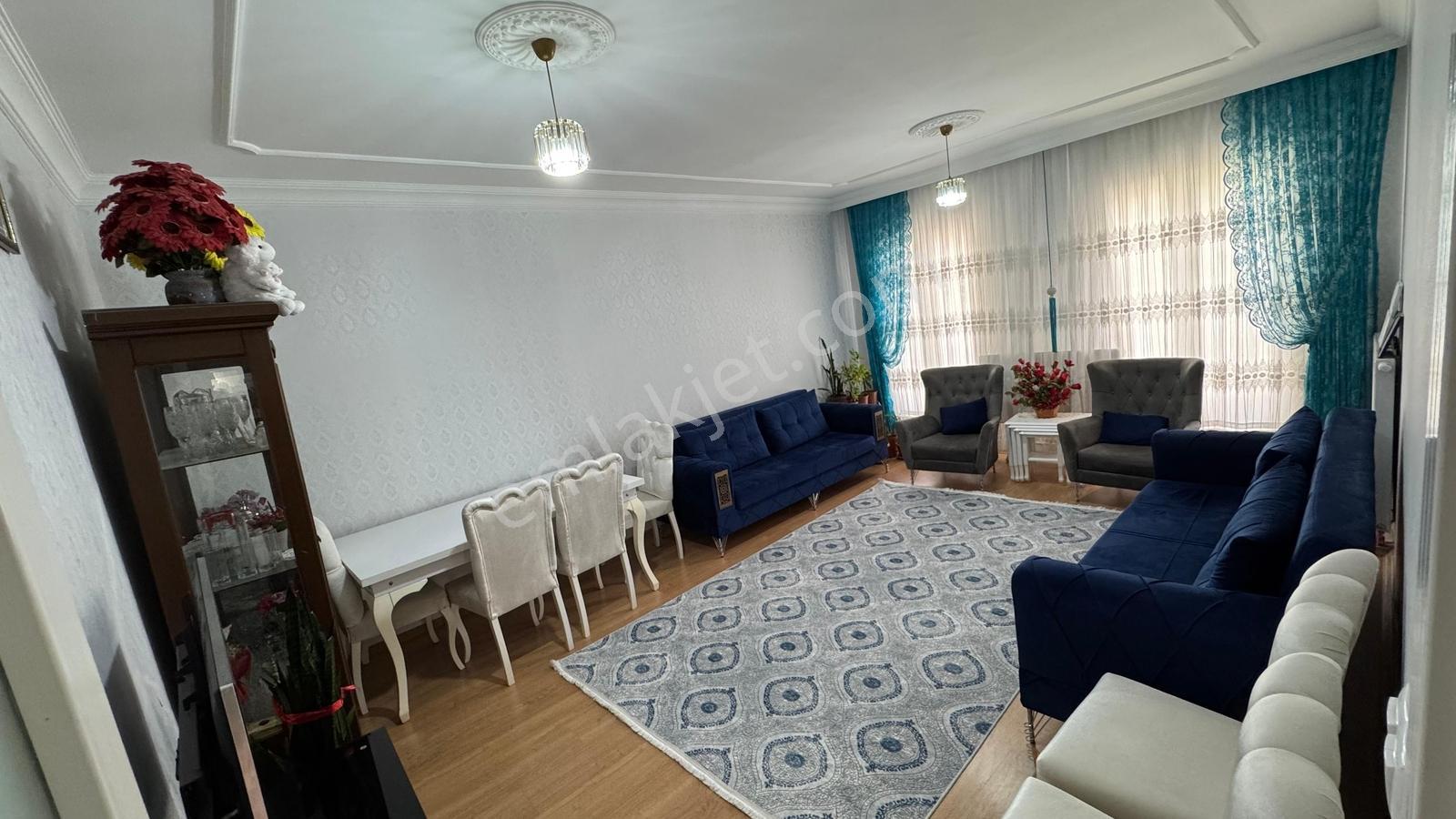 Ymz'den Satılık Kahvelipınar'da Geniş 3+1 Daire