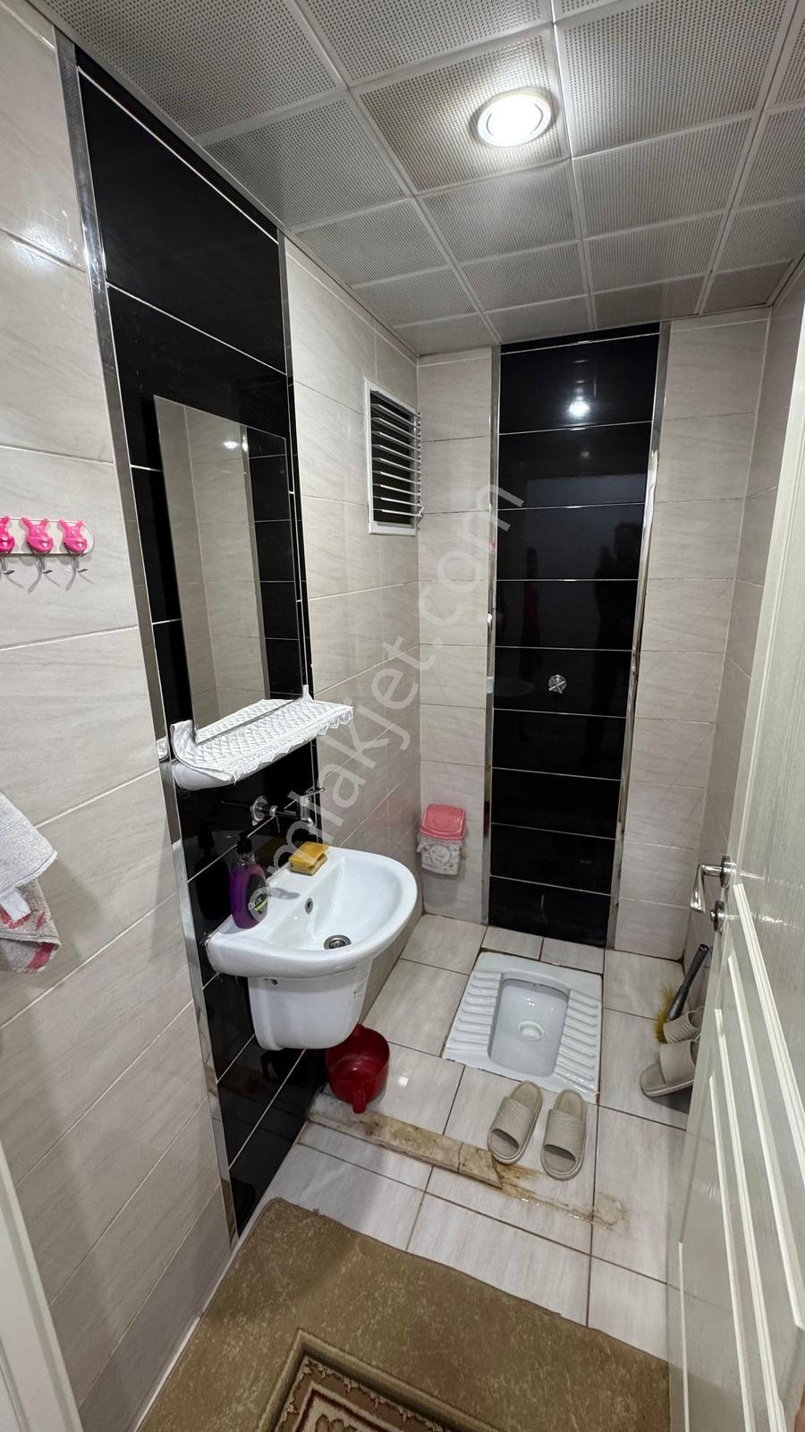 Ymz'den Satılık Kahvelipınar'da Geniş 3+1 Daire — fotoğraf 8