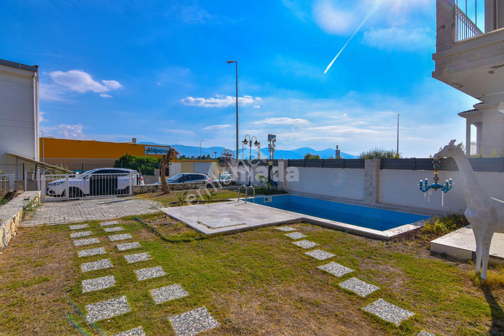 Kuşadası Değirmendere Avm Bölgesinde Özel Havuzlu 3+1 Villa — fotoğraf 33