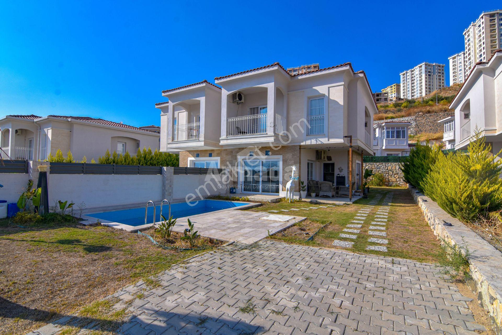 Kuşadası Değirmendere Avm Bölgesinde Özel Havuzlu 3+1 Villa — fotoğraf 34