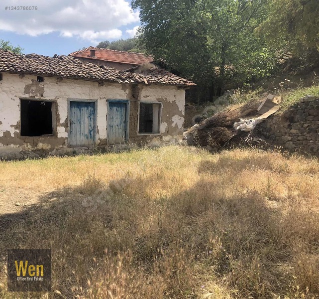 Kınık Yayakent'te 932 M2 İçinde Doğa İle İç İçe Satılık Köy Evi — fotoğraf 2