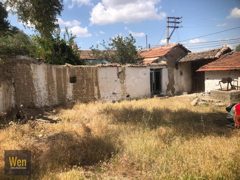 Kınık Yayakent'te 932 M2 İçinde Doğa İle İç İçe Satılık Köy Evi — fotoğraf 3