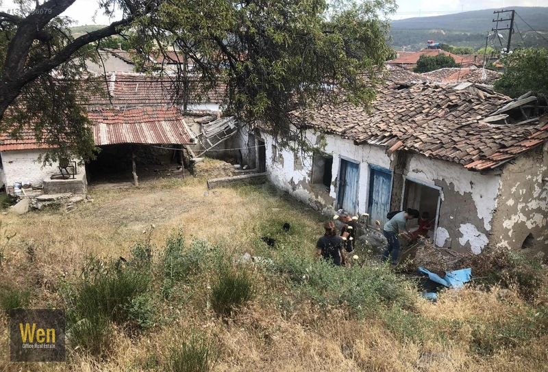 Kınık Yayakent'te 932 M2 İçinde Doğa İle İç İçe Satılık Köy Evi — fotoğraf 4