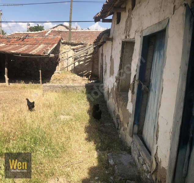 Kınık Yayakent'te 932 M2 İçinde Doğa İle İç İçe Satılık Köy Evi — fotoğraf 5