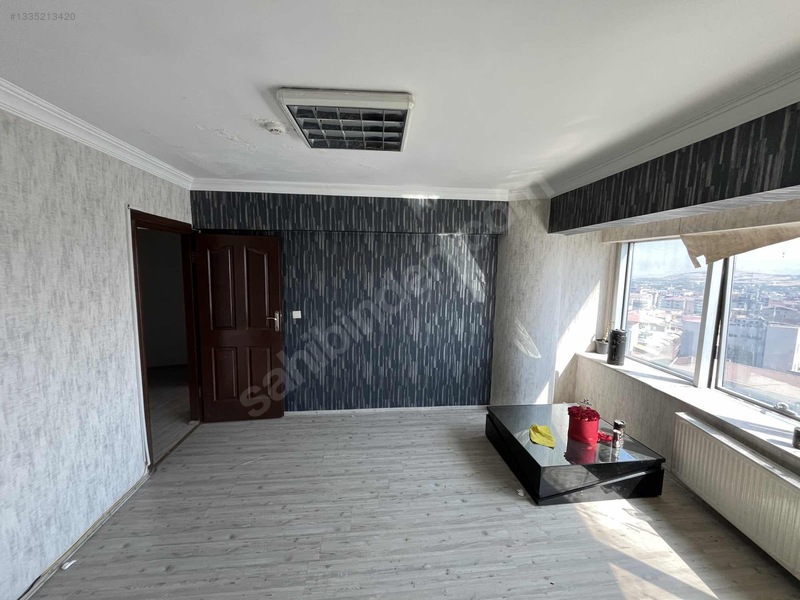 Kardeşler Emlaktan Gazicaddesi Belediyeişmerkezi Ofis Acilsatlık — fotoğraf 7