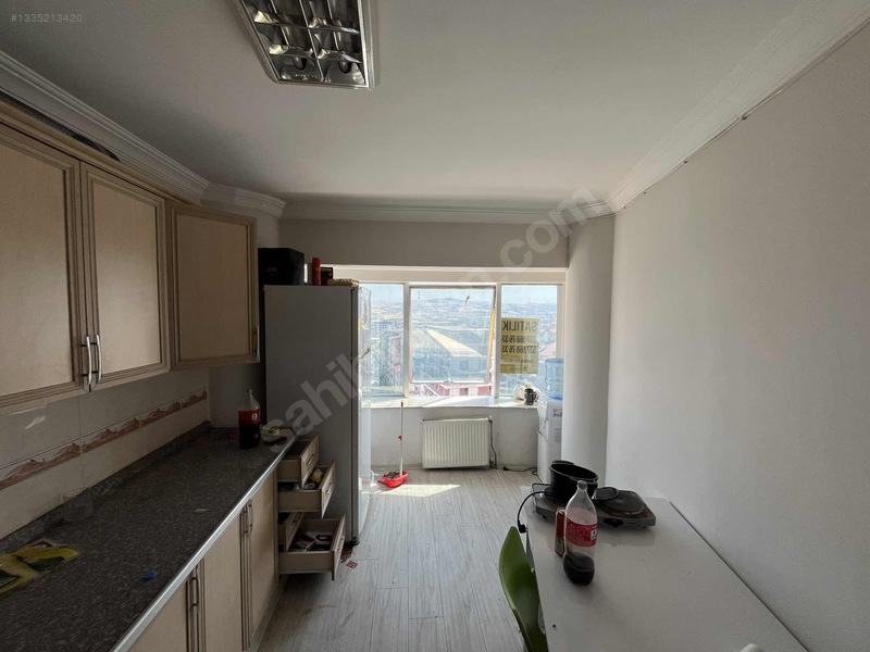 Kardeşler Emlaktan Gazicaddesi Belediyeişmerkezi Ofis Acilsatlık — fotoğraf 10
