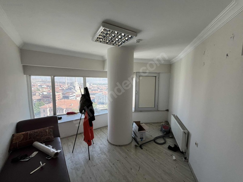 Kardeşler Emlaktan Gazicaddesi Belediyeişmerkezi Ofis Acilsatlık — fotoğraf 19