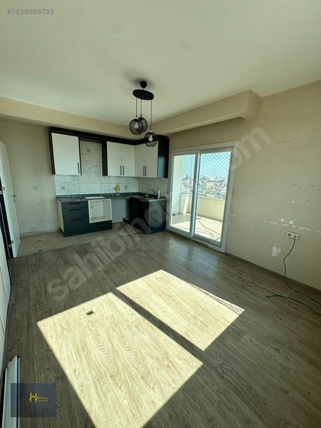 Denizli Semt Pazarı Civarında 3+1 Ebeveny Banyolu