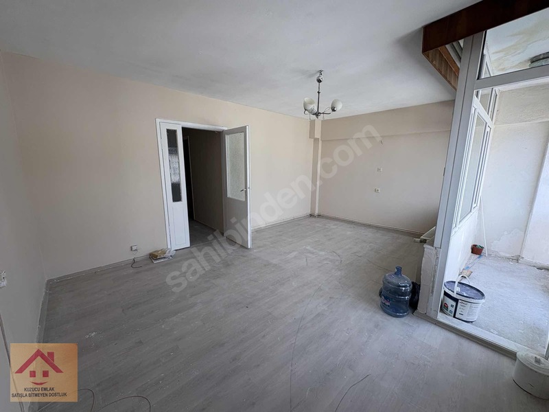 Tarihi Asansöre 5 Dk Cadde Üzeri 2+1 Kiralik Daire — fotoğraf 3