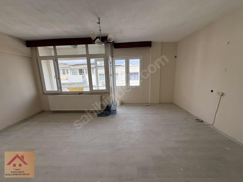 Tarihi Asansöre 5 Dk Cadde Üzeri 2+1 Kiralik Daire — fotoğraf 5