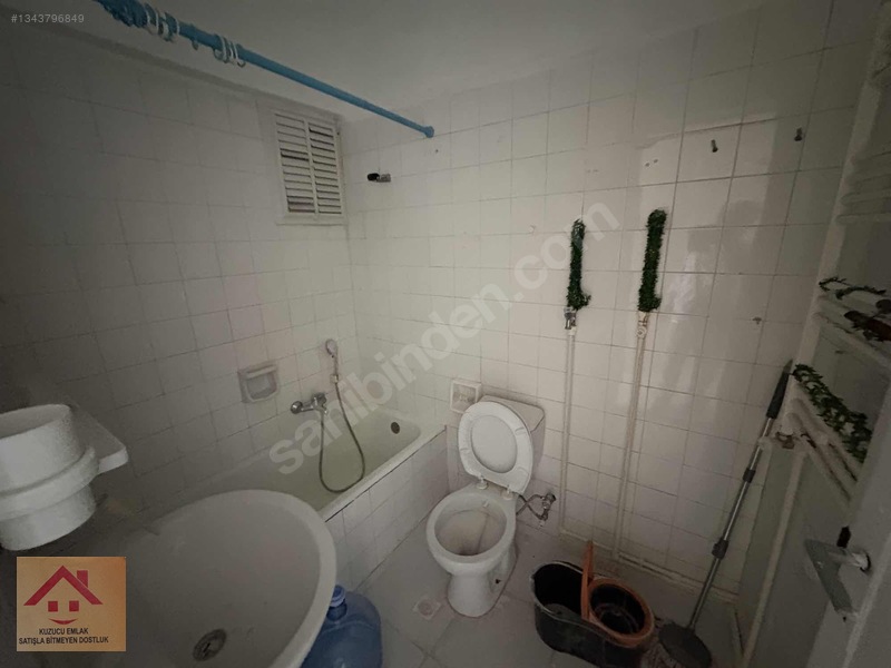 Tarihi Asansöre 5 Dk Cadde Üzeri 2+1 Kiralik Daire — fotoğraf 14