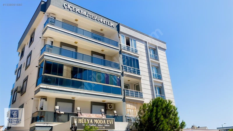 Menderes Cüneytbey'de Satılık 3+1 Daire, 128m², 3 Cepheli — fotoğraf 3